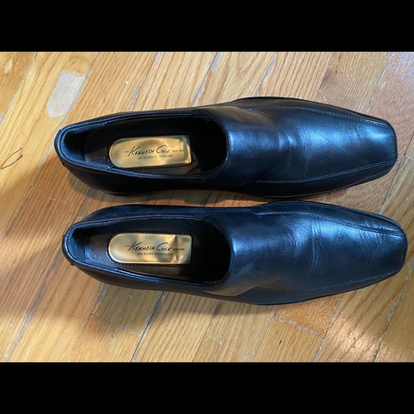 Kenneth Cole Slip-On Dress Loafers - Picture 2 of 4